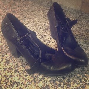 Born Crown leather pumps 38.5 7.5